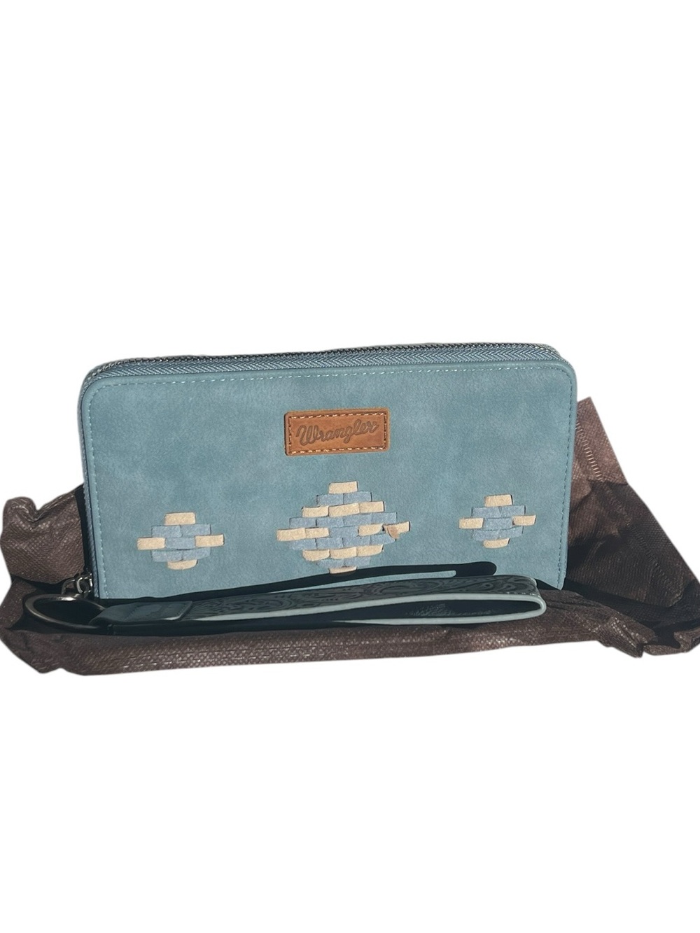 NWT Wrangler Aztec Faux Suede RFID Zip Wristlet Wallet